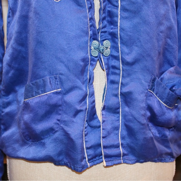 SILK Embroidery Bird Top Size Small - Picture 6 of 9